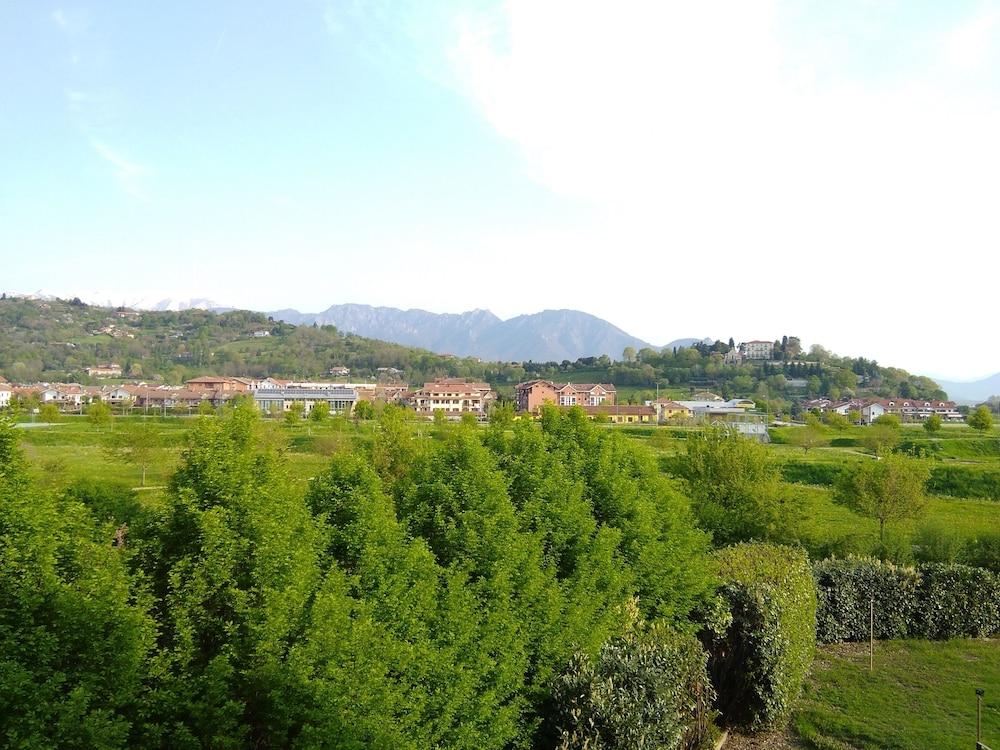 Hotel Cavalieri Pinerolo Luaran gambar