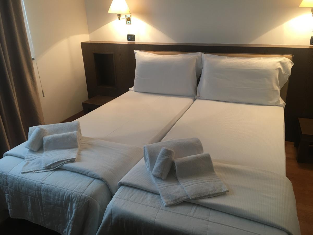 Hotel Cavalieri Pinerolo Luaran gambar