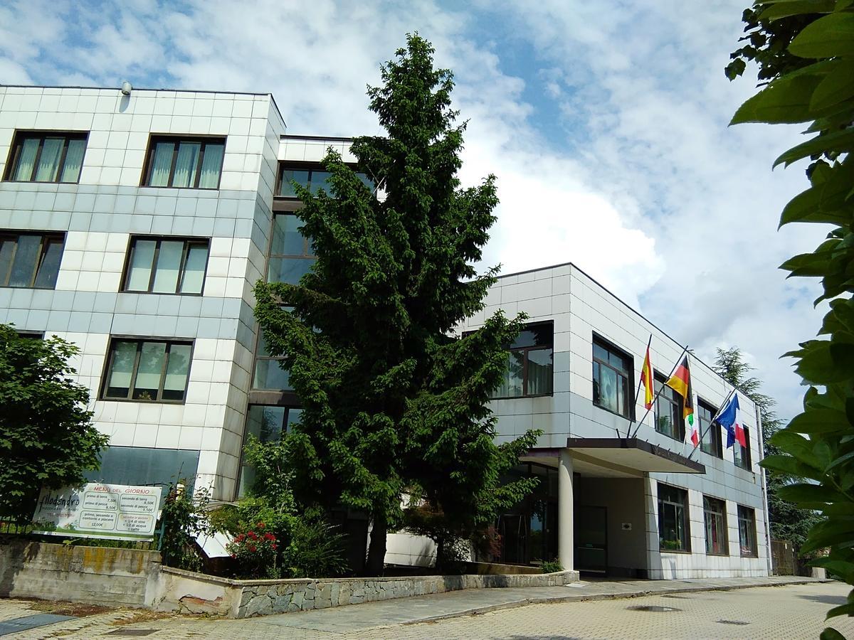 Hotel Cavalieri Pinerolo Luaran gambar